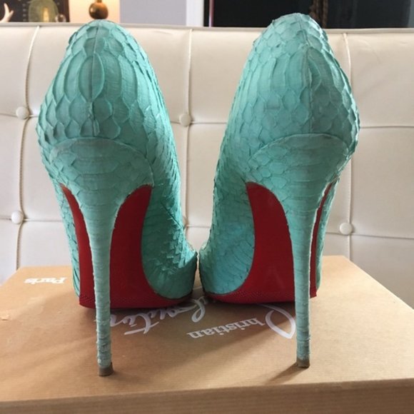 Christian Louboutin Turquoise Heels - Picture 3 of 9